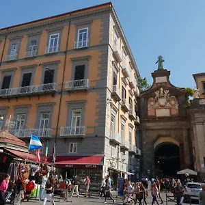 Piazza Dante 22 Appartamento Napoli